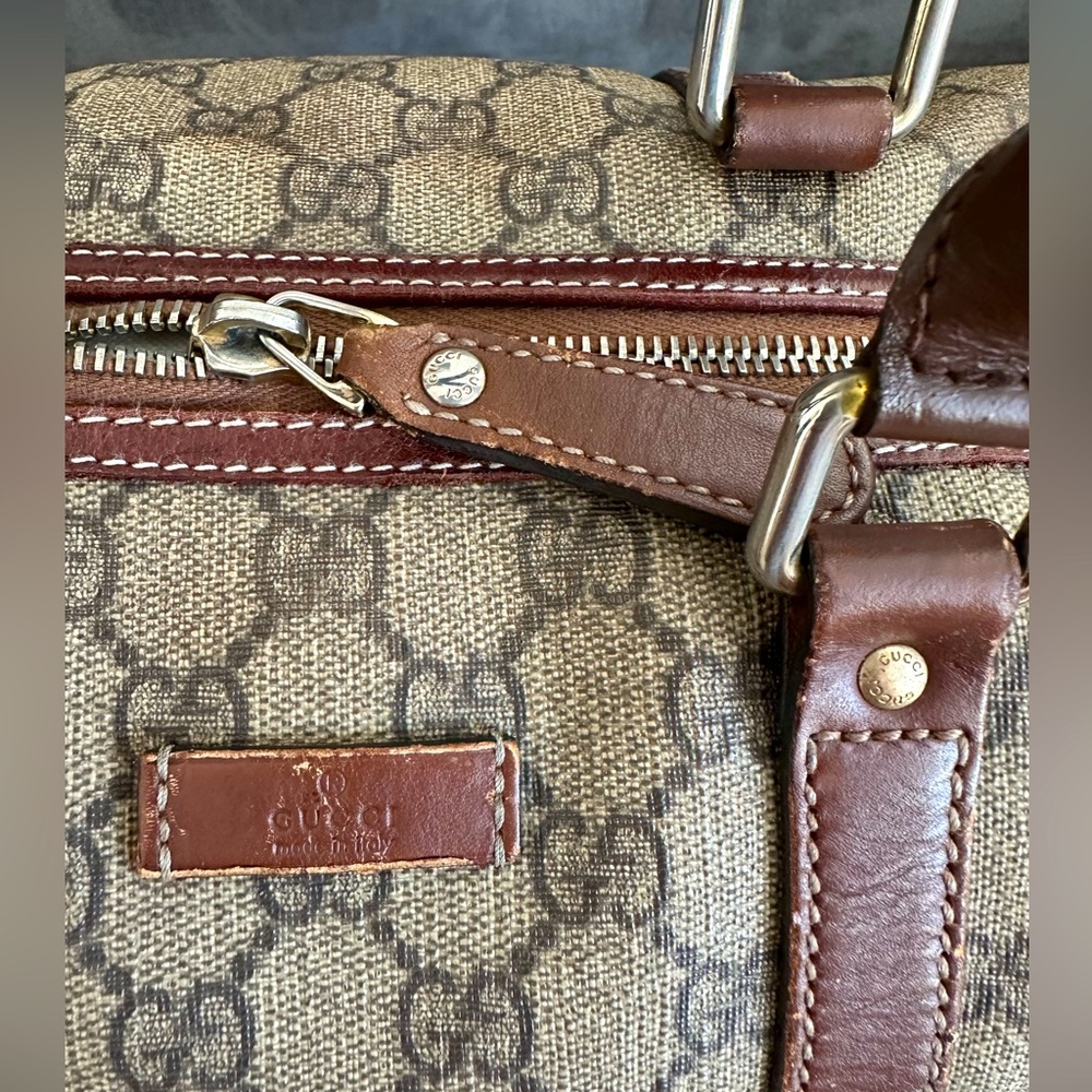 Pre-loved Authentic Gucci Vintage GG Supreme Medium Joy Boston Bag - Picture 10 of 16